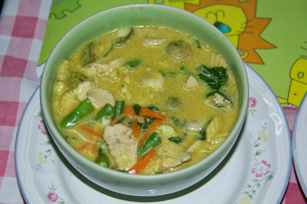 Green Curry mit Chicken