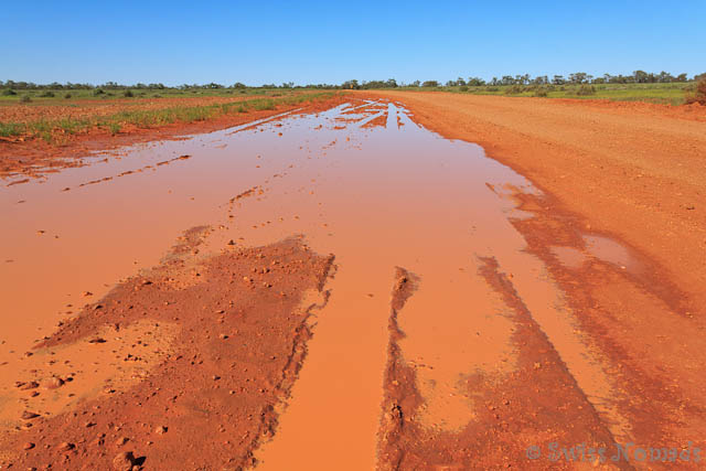 Der Strassenzustand des Oodnadatta Tracks kann sich bei Regen dramatisch ändern