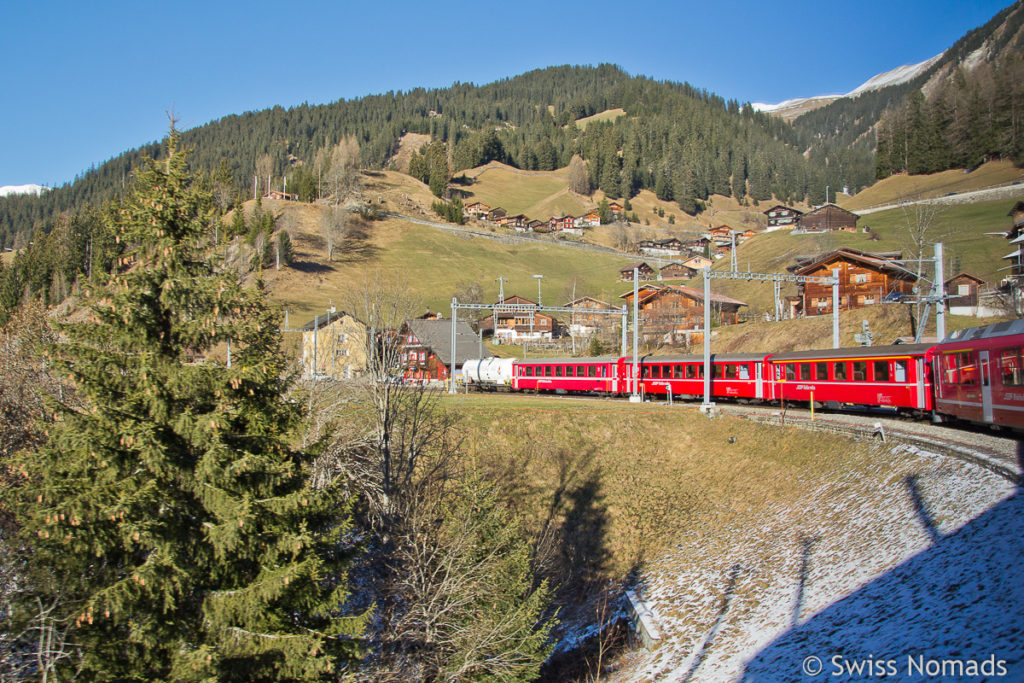 Nach Arosa mit der Rhätischen Bahn