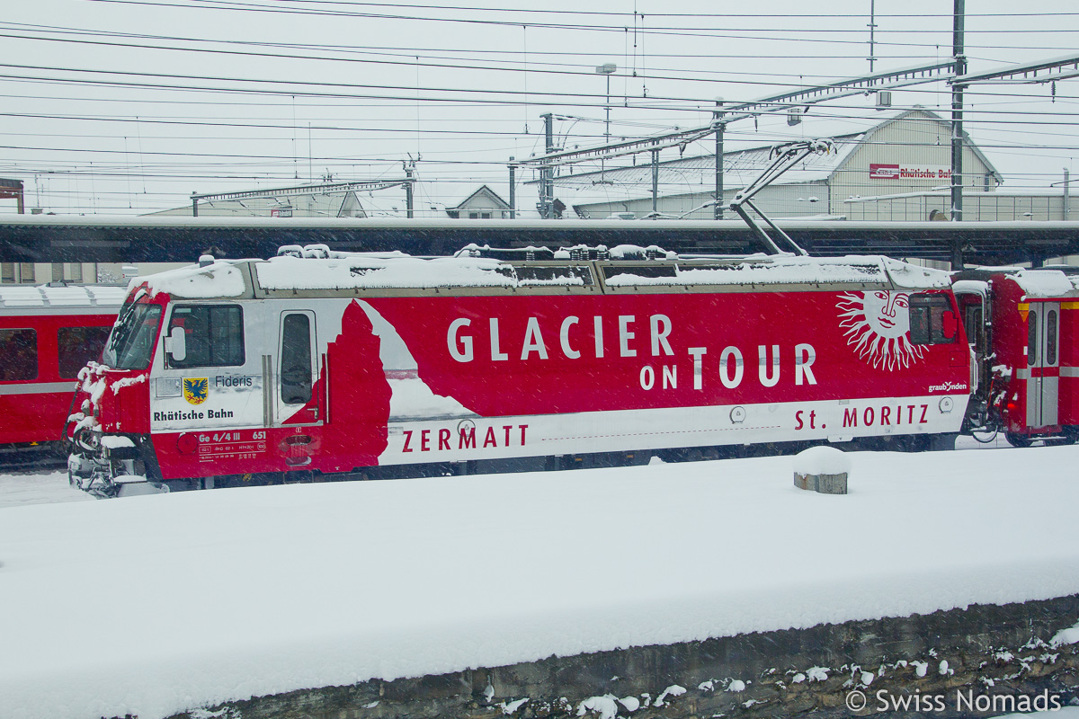 Mehr über den Artikel erfahren Mit dem Glacier Express im Winter von St. Moritz nach Zermatt