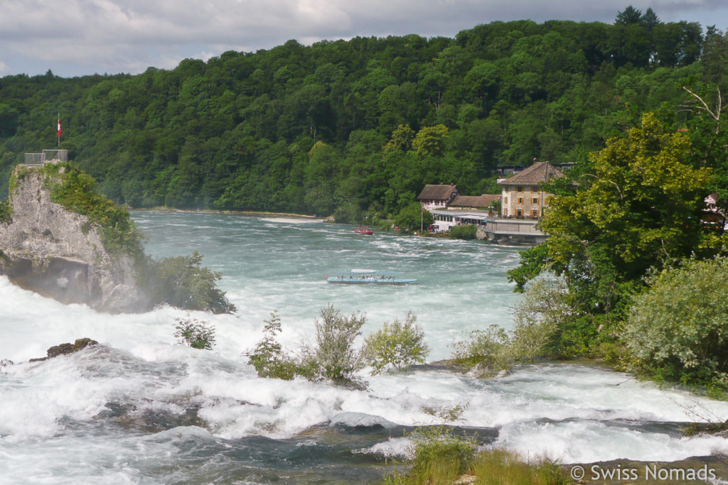 Rheinfall auf der Grand Train Tour durch die Schweiz