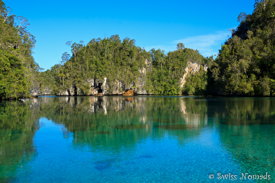 Spiegelglattes Wasser in der Hidden Bay