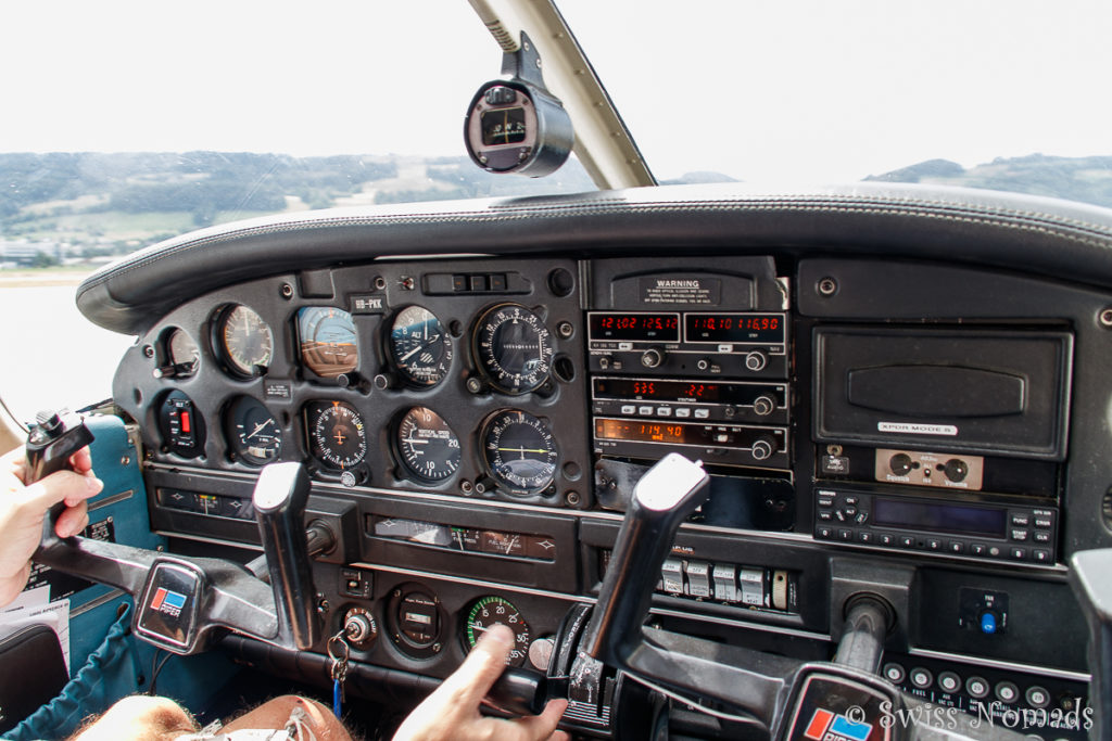 Letzte Vorbereitungen vor dem Start zum Alpenrundflug