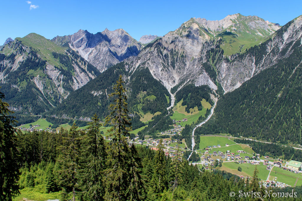 Blick auf das Klostertal während der Fahrt mit der Bahn auf den Sonnenkopf