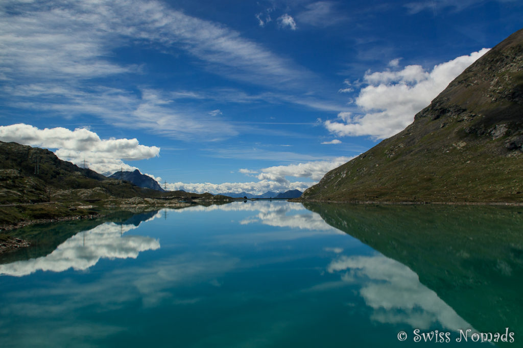 Spiegelungen im Lago Bianco