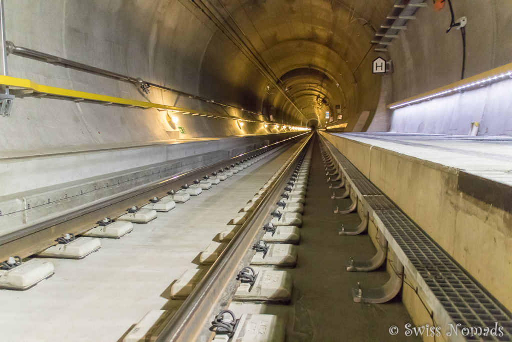 Eine der beiden Röhren des neuen Gotthard Basistunnels