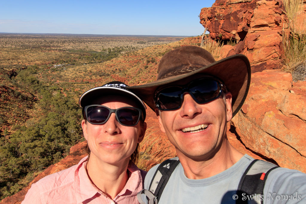 Wir Beide auf dem Kings Canyon Rim Walk - Sonneschutz ist wichtig