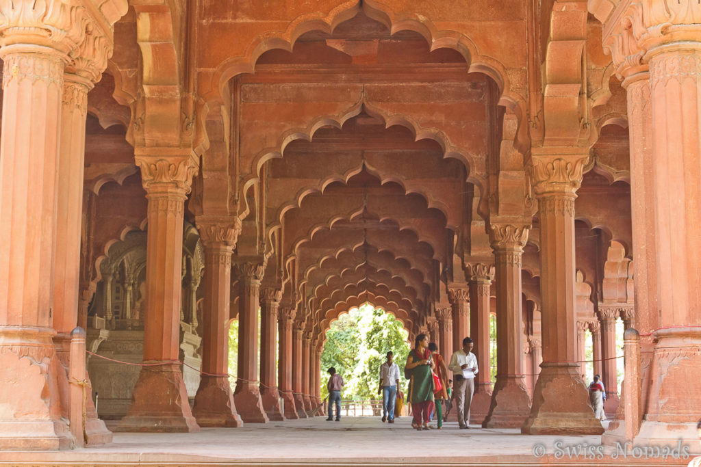 Die Audienzhalle des Red Forts in Delhi