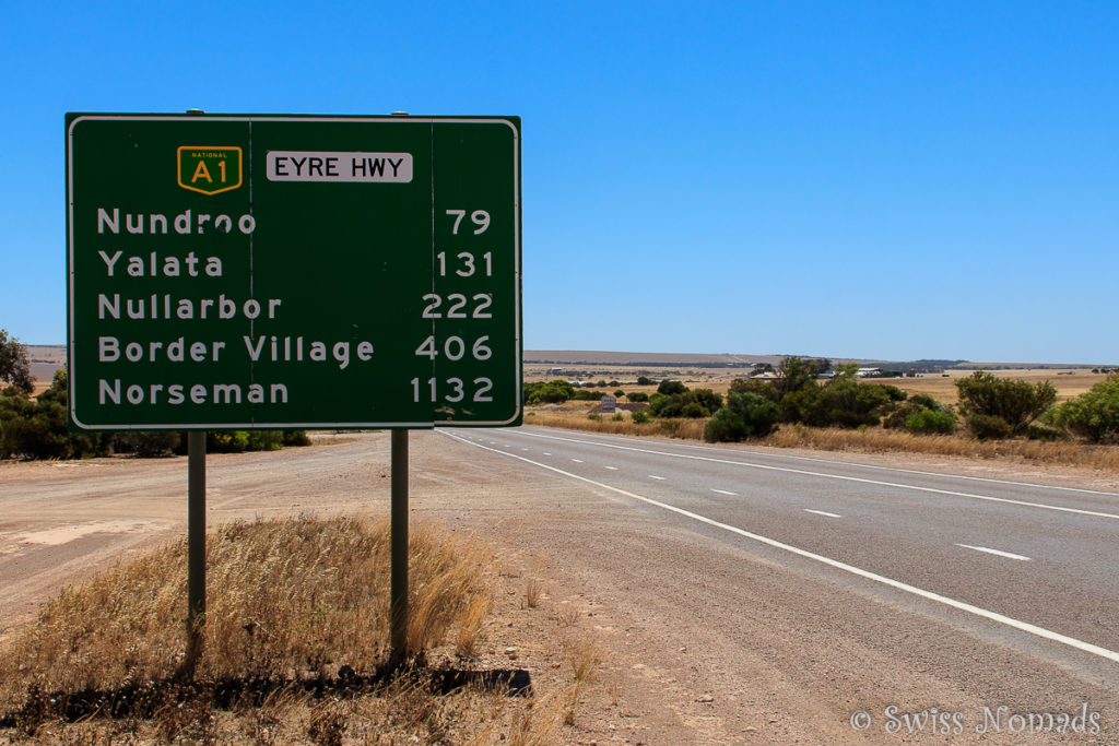 Strassenschild entlang des Roadtrips von Adelaide nach Perth