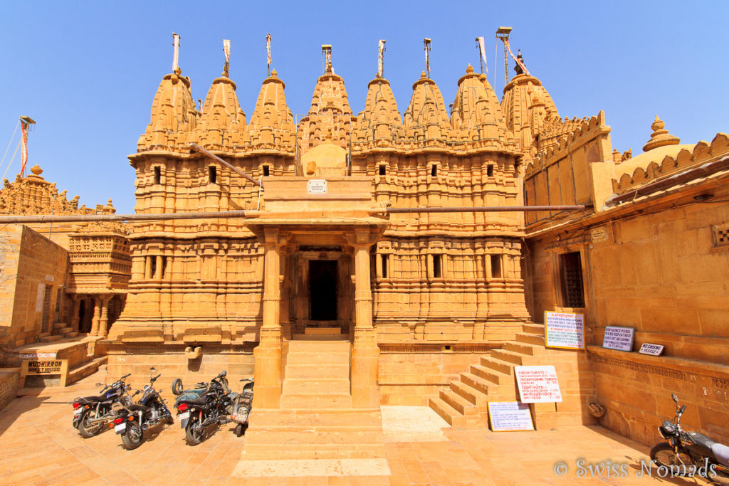 Der Jain Tempel in Jaisalmer in Rajasthan