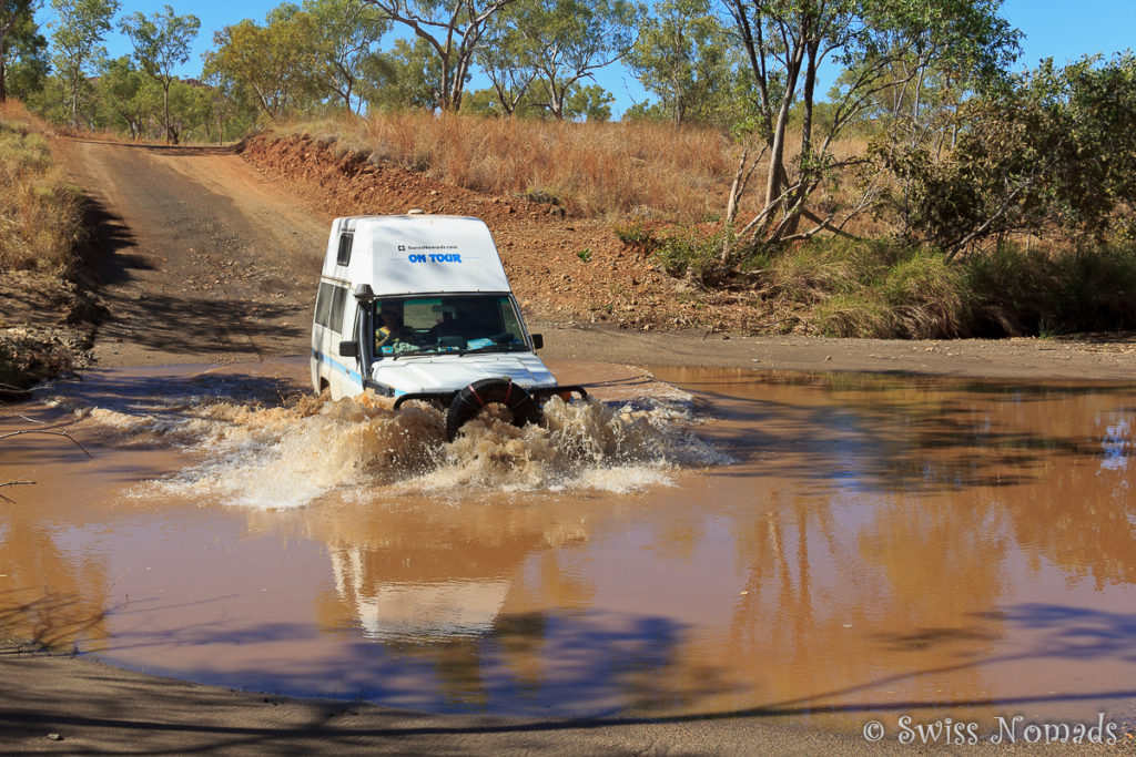 Flussdurchfahrt auf dem Weg zum Purnululu Nationalpark