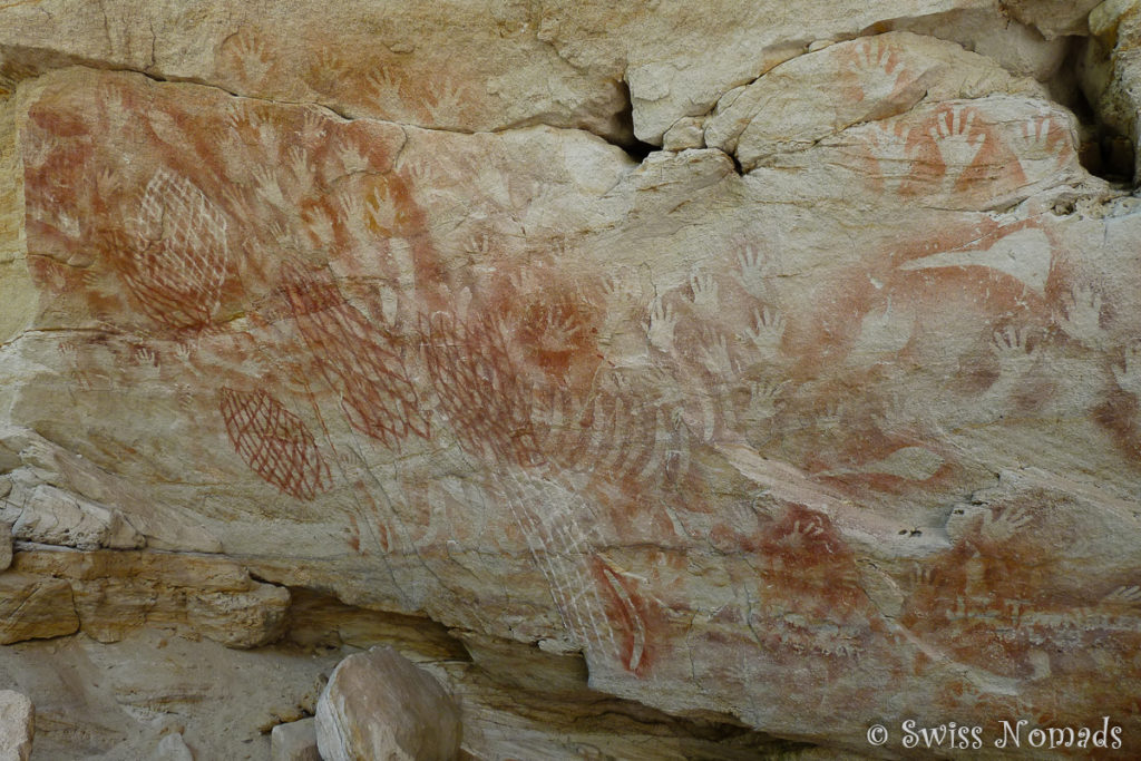 Aborigine Zeichnungen bei der Cathedral Cave im Carnarvon Gorge Nationalpark