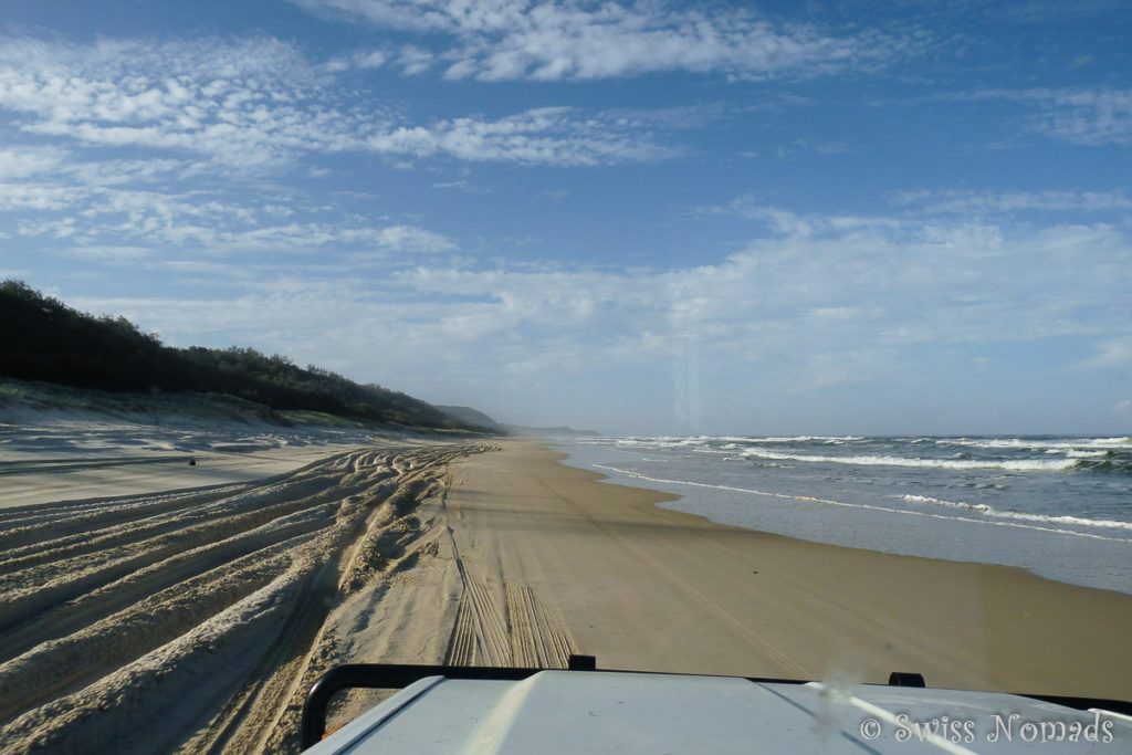 Fahren am Rainbow Beach in Australien