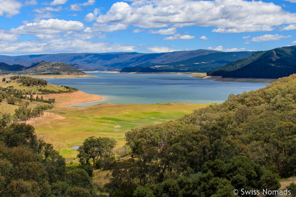 Lake Jindabyne entlang des Roadtrips von Sydney nach Melbourne