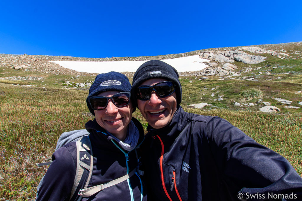 Schnee während der Wanderung zum Mount Kosciuszko in Australien