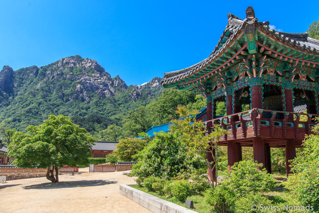 Der Pavillon des Sinheungsa Tempels bei Seorakdong