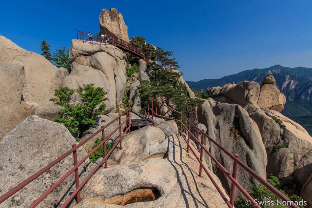 Die Aussichtsplattformen beim Ulsanbawi im Seoraksan Nationalark