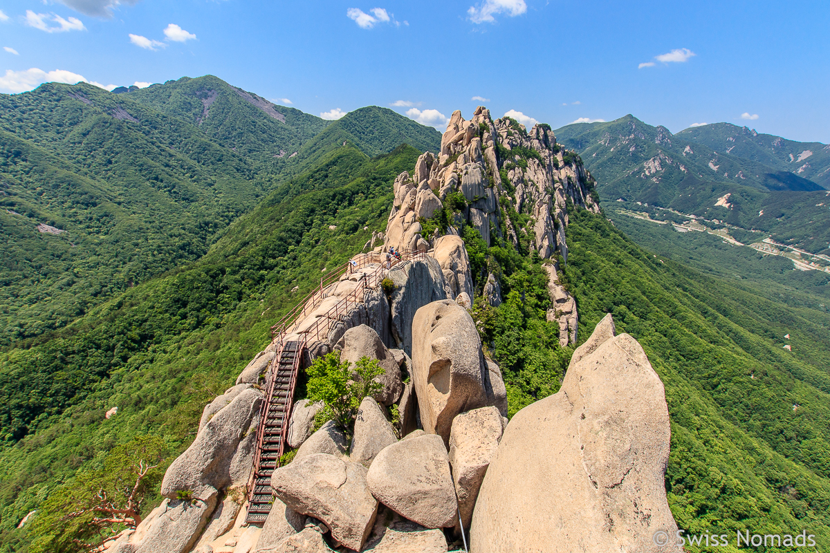 You are currently viewing Die Wanderungen im Seoraksan Nationalpark in Südkorea sind schweisstreibend