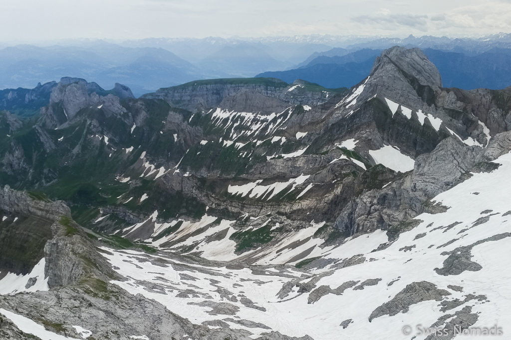 Aussicht ins Alpstein vom Säntis aus gesehen
