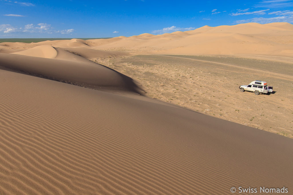 Campen in der Gobi Wüste in der Mongolei