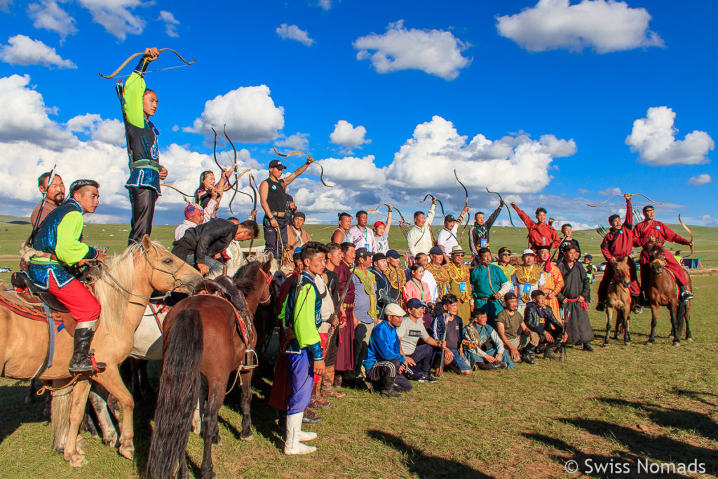 Unsere ersten Eindrücke aus der Mongolei Naadam Festival