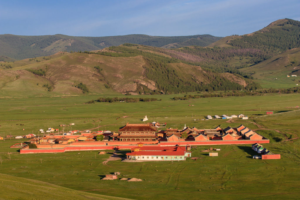 Aussicht auf das Amarbayasgalant Kloster, einem der schönsten Orte der Mongolei