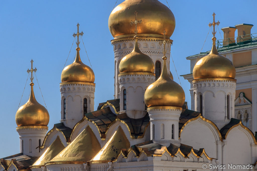 Zwiebeltürme der Mariä Verkündigungs Kathedrale im Moskauer Kreml