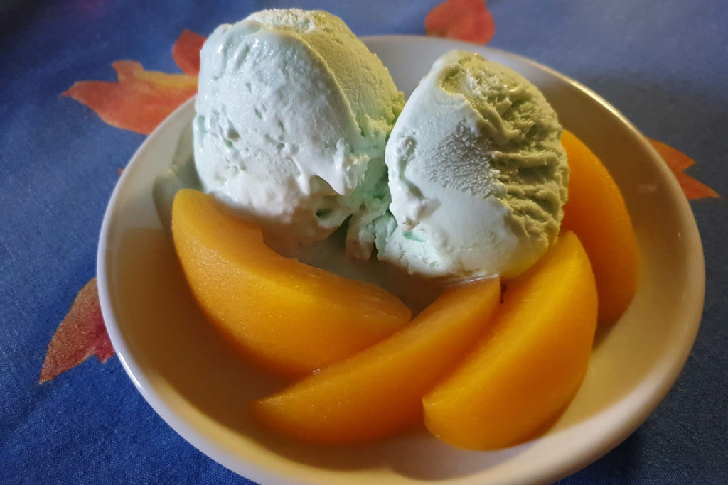 Dessert auf der Frachtschiffreise nach Südamerika