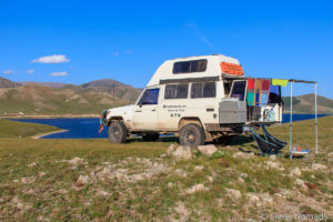 Mehr über den Artikel erfahren Was musst du bei der Vorbereitung einer Langzeitreise mit dem eigenen Fahrzeug beachten?