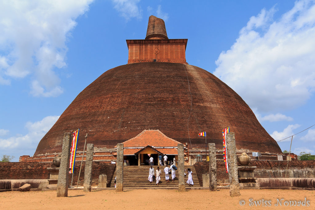 Jetavanarama Dagoba in Anuradhapura