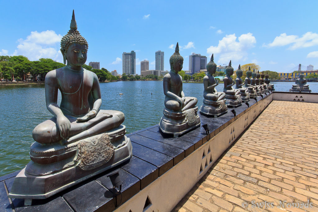 Buddha Statuen in Colombo