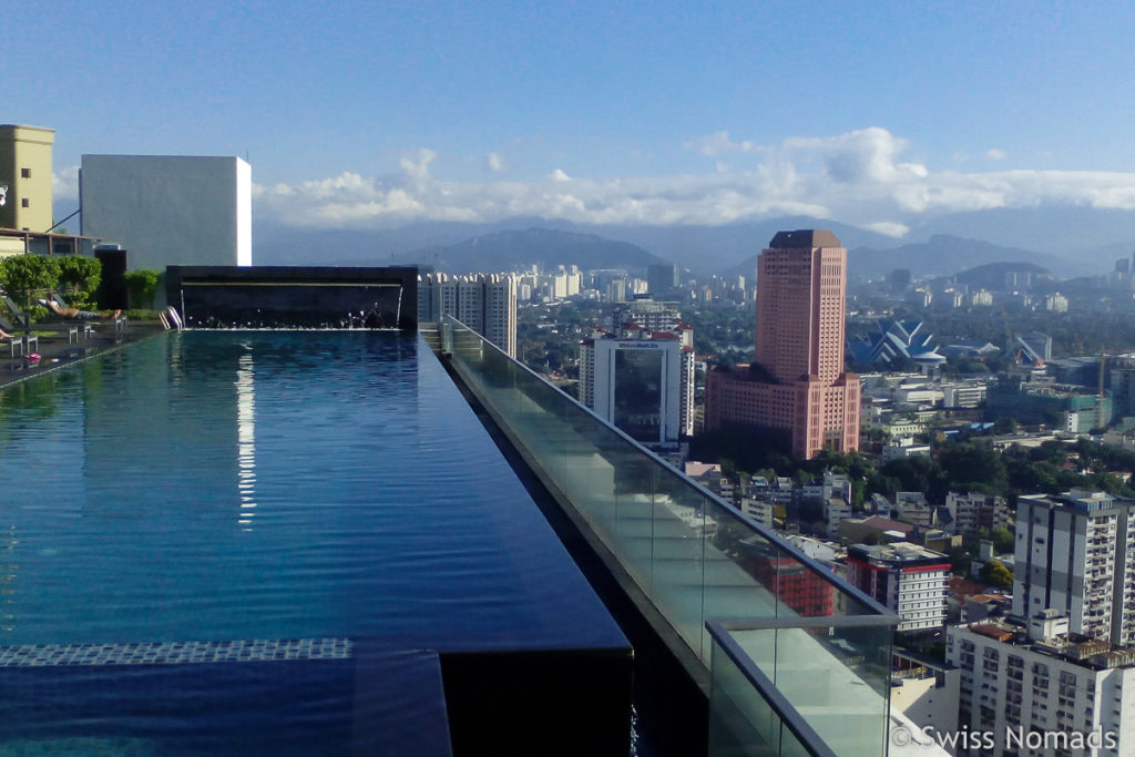 Regali Hotel Infinity Pool