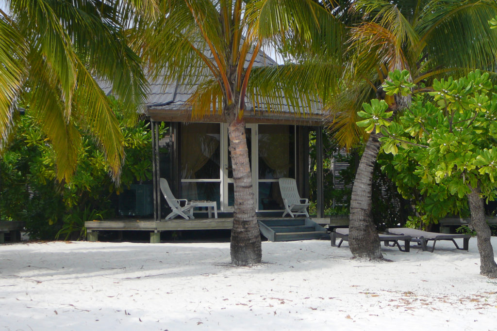 Beach Villa auf der Malediven Insel Kuredu