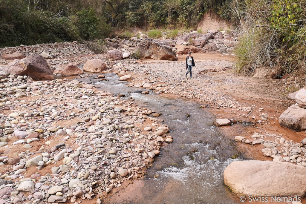 La Junta Wanderung entlang des Flusses