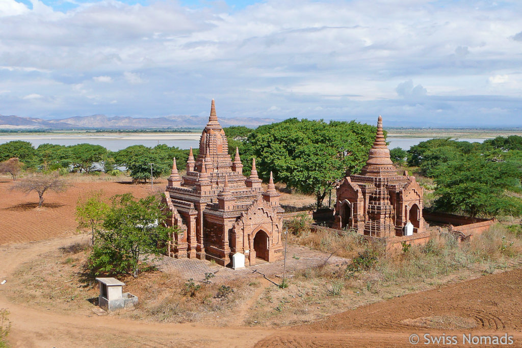 Irrawaddy Fluss mit Tempel von Bagan