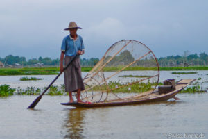 Read more about the article Inle-See in Burma – Einbeinruderer und schwimmende Gärten