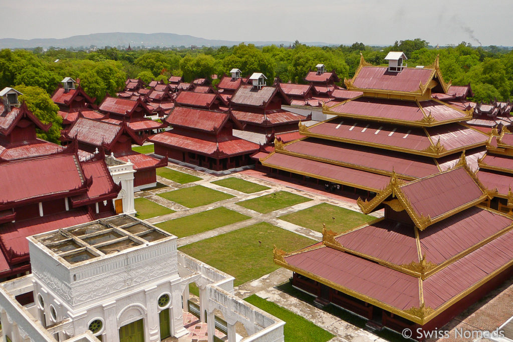 Der Königspalast ist eine Sehenswürdigkeit in Mandalay