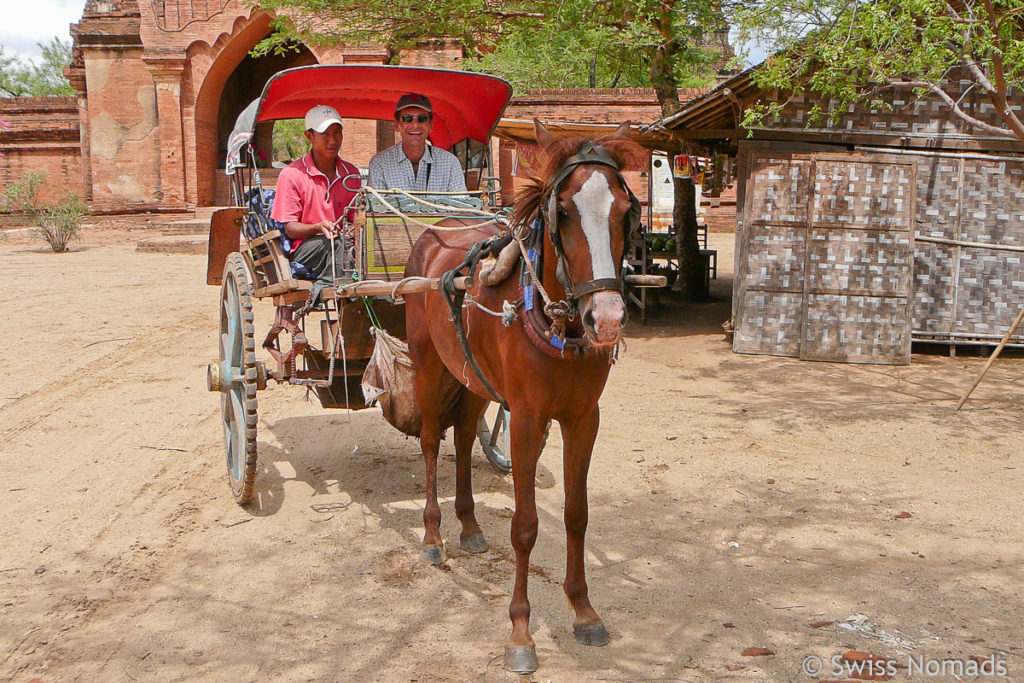 Unterwegs in Bagan mit der Pferdekutsche