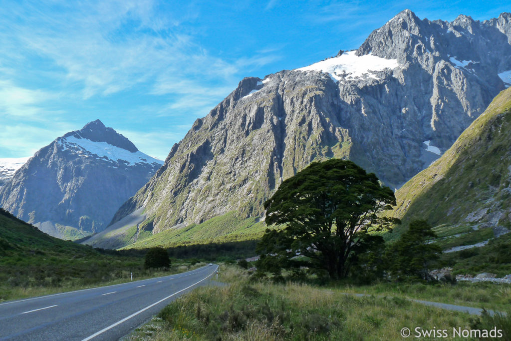 Schneebedeckte Berge Neuseeland