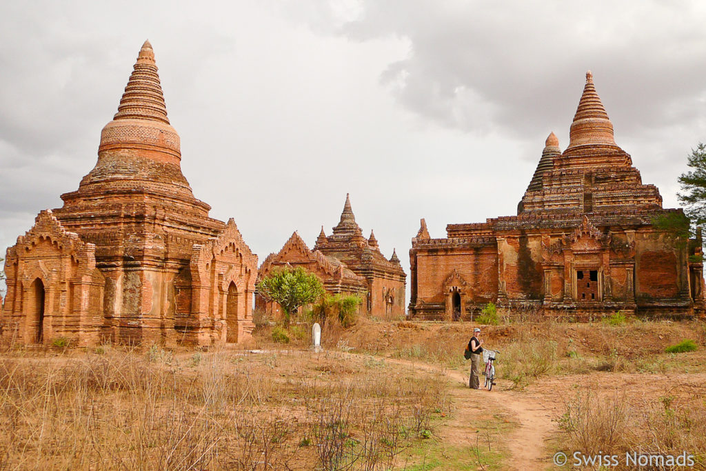 Stupas im Tempelfeld Bagan