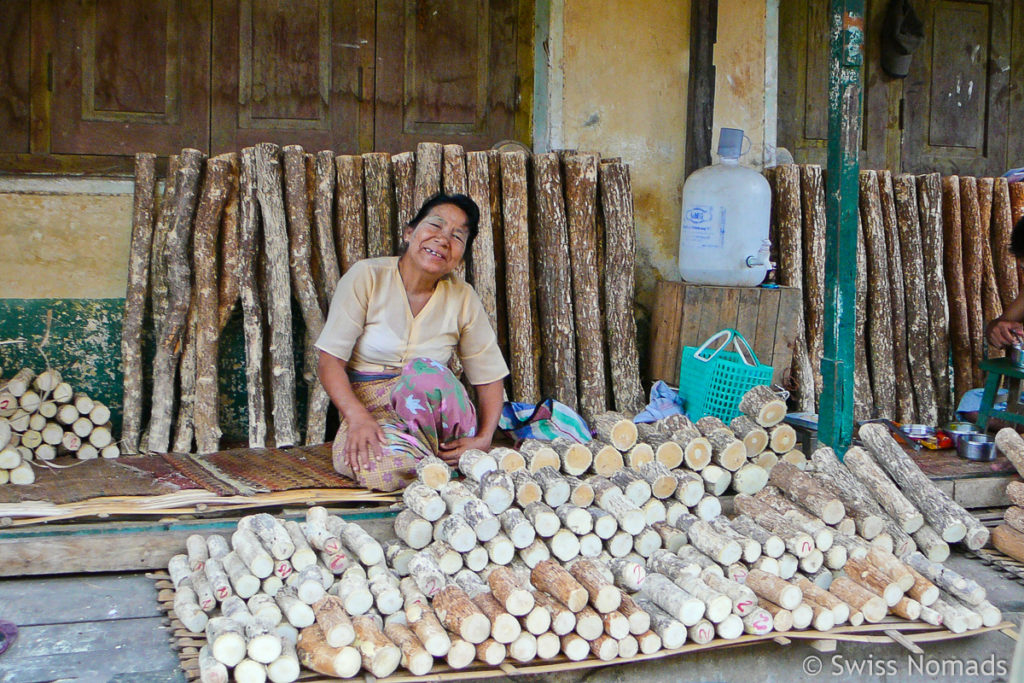 Thanaka Holz ist eine Spezialität in Burma