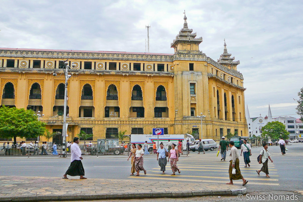 Stadthalle in Yangon 