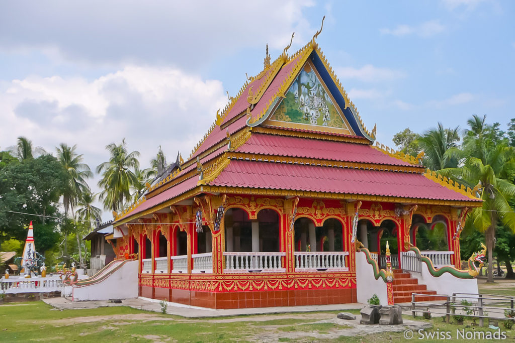 Wat Khon Tai in Si Phan Don