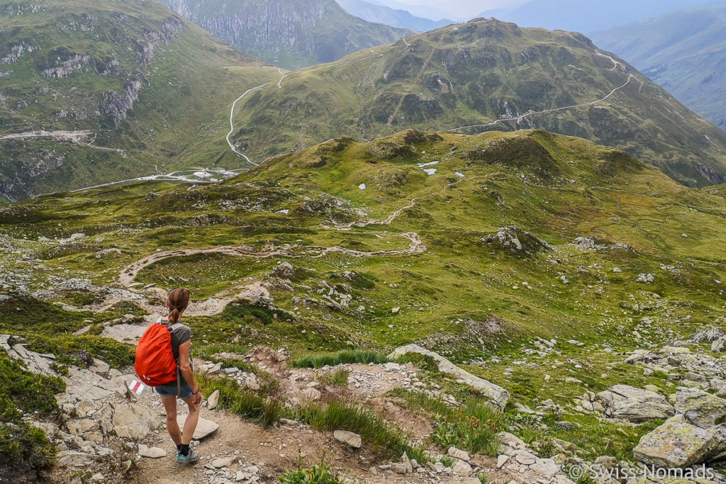 Abstieg vom Pazolastock zum Oberalppass