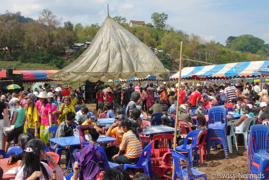 Pi Mai Lao auf der Sandbank in Luang Prabang