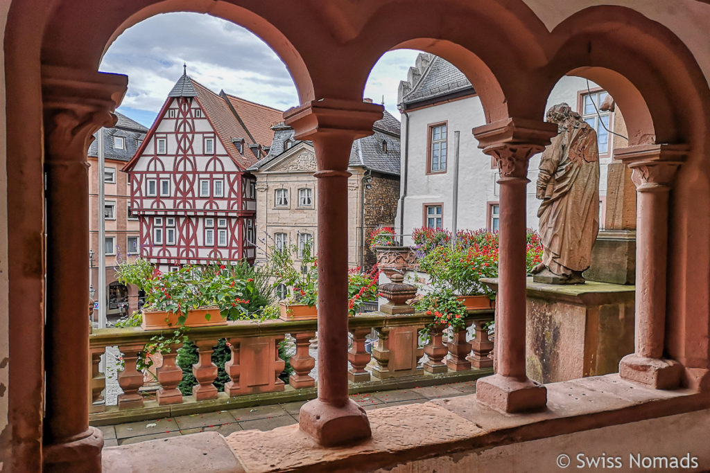 Balkon der Stiftsbasilika in Aschaffenburg