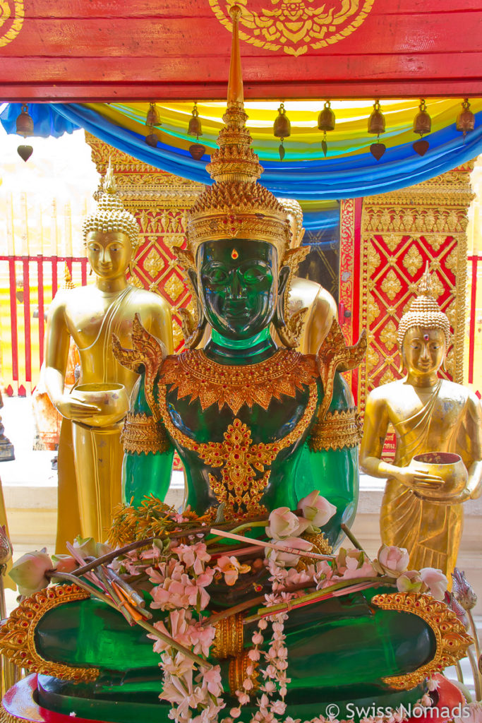 Smaragd Buddha im Doi Suthep Tempel in Chiang Mai