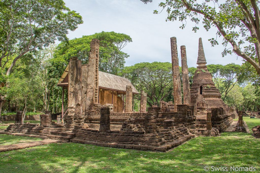 Wat Nang Phraya Tempel in Si Satchalanai