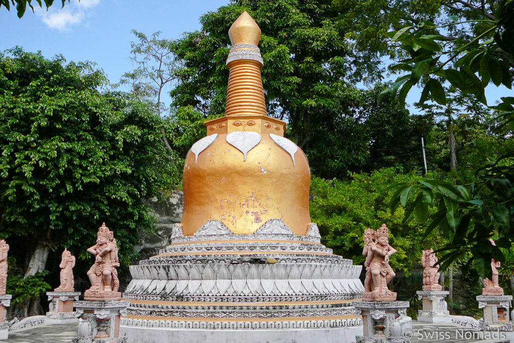 Stupa im Brahmavihara Arama Tempel in Nord Bali