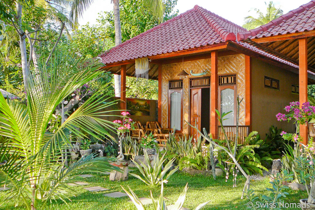 Shell Garden Bungalow in Jemeluk, Amed